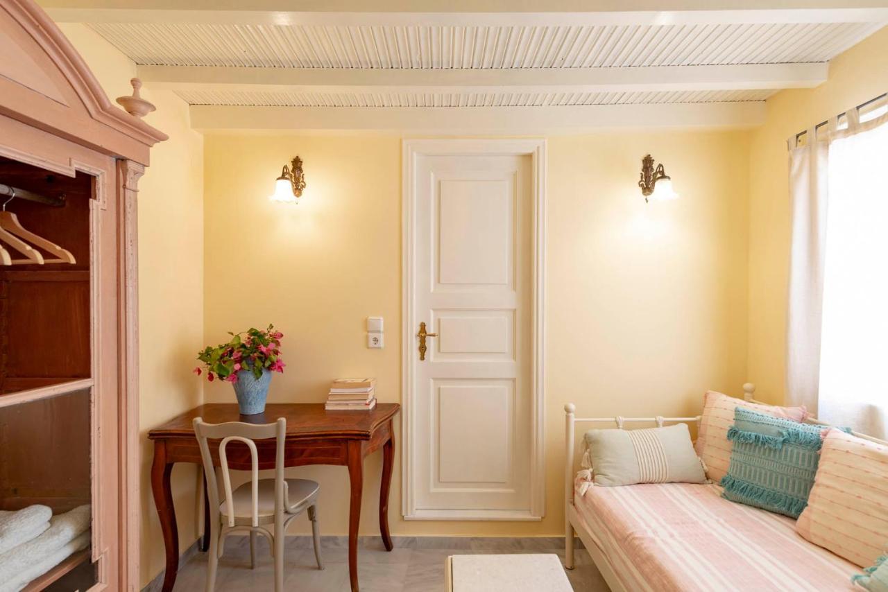 Villa Maria-Syros エルムポリ エクステリア 写真